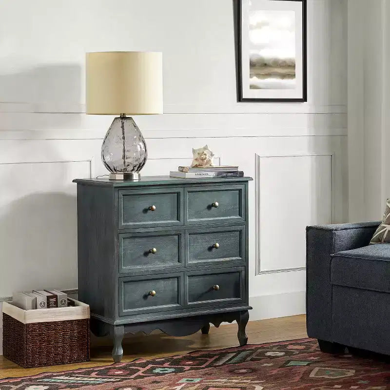 Commode d'appoint traditionnelle Galatea 32'' en bois massif à 3 tiroirs avec station de charge | HULALA HOME