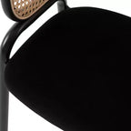 Chaise de salle à manger moderne Ervilla avec cadre noir par LeisureMod, design durable, assise confortable, parfaite pour la cuisine, la salle à manger, le bureau ou le salon