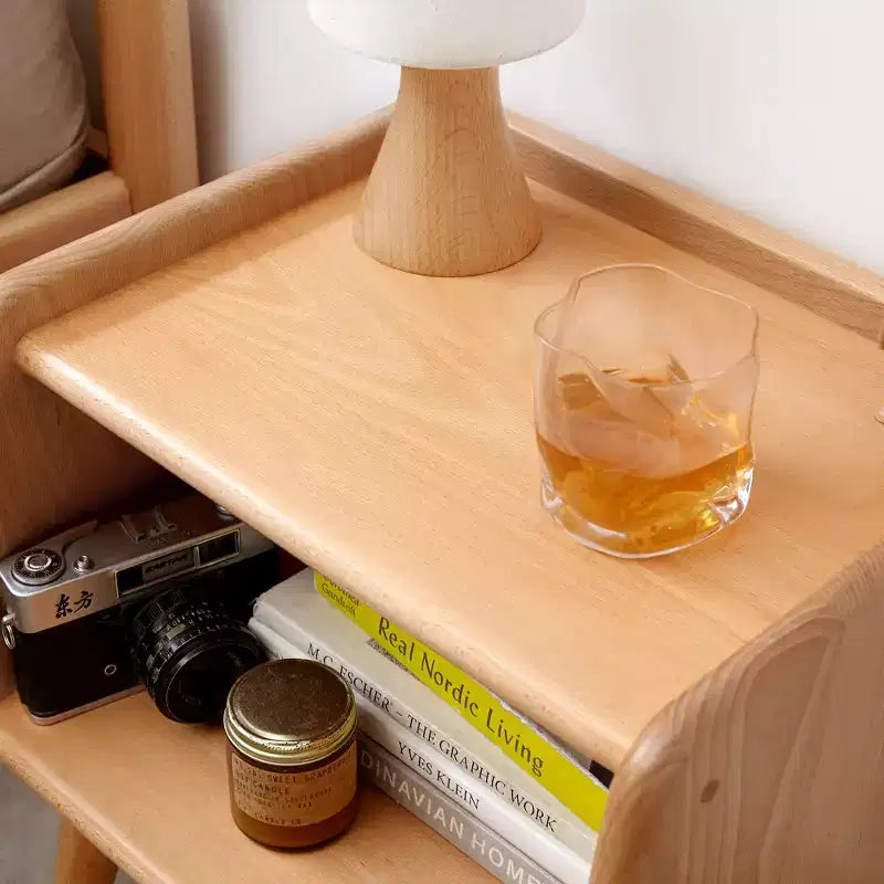 Table de chevet Dovelina à LED avec station de recharge sans fil