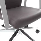 Chaise de bureau moderne en cuir LeisureMod Aleen - Chaise de bureau ergonomique pivotante et inclinable avec cadre en fer - Pour bureau à domicile