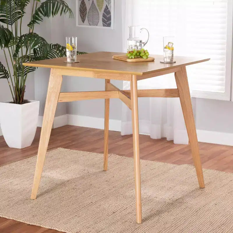 Table de pub en bois à hauteur de comptoir Leena Baxton Studio
