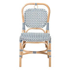 Chaise de bistrot bali & pari Luciana en rotin naturel, tissage moderne bleu et blanc