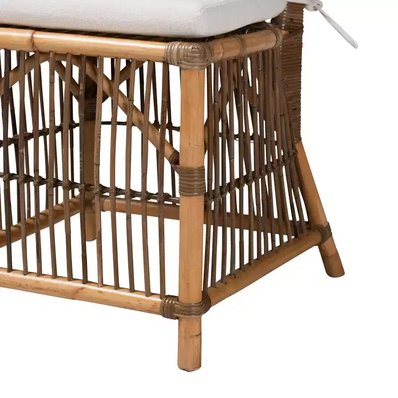 Chaise de salle à manger bali & pari Kim en tissu blanc et rotin naturel marron style bohème moderne
