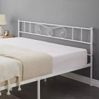 Cadre de lit plateforme en métal king size Garvee avec tête et pied de lit, support à lattes en acier, sommier, aucun sommier tapissier requis, blanc