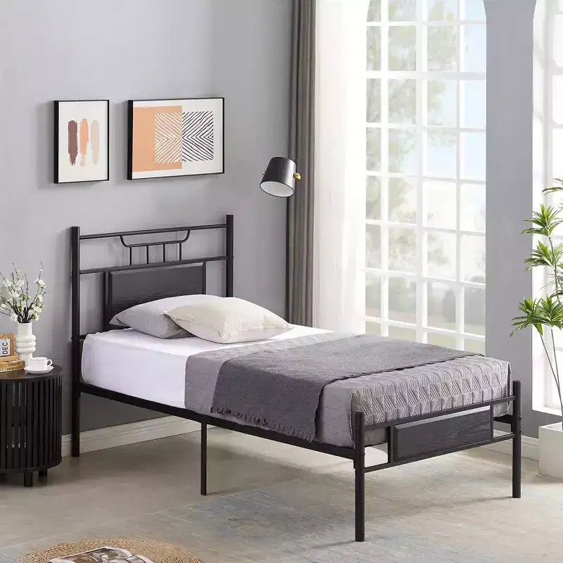 Lit plateforme en métal VECELO avec tête et pied de lit en bois