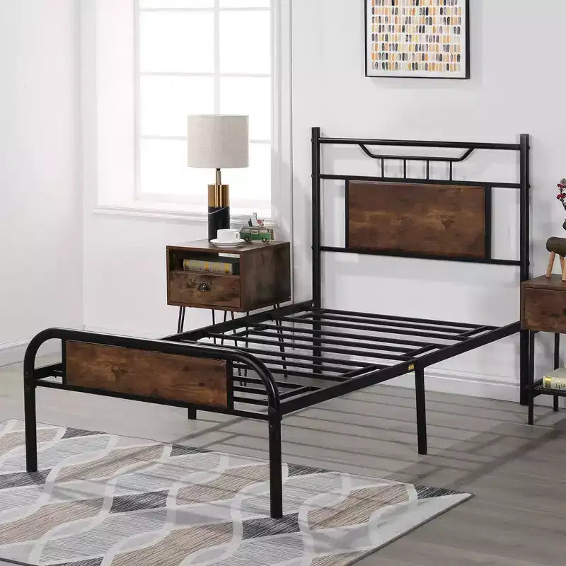 Lit plateforme en métal VECELO avec tête et pied de lit en bois