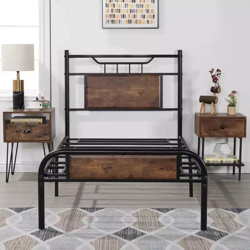 Lit plateforme en métal VECELO avec tête et pied de lit en bois