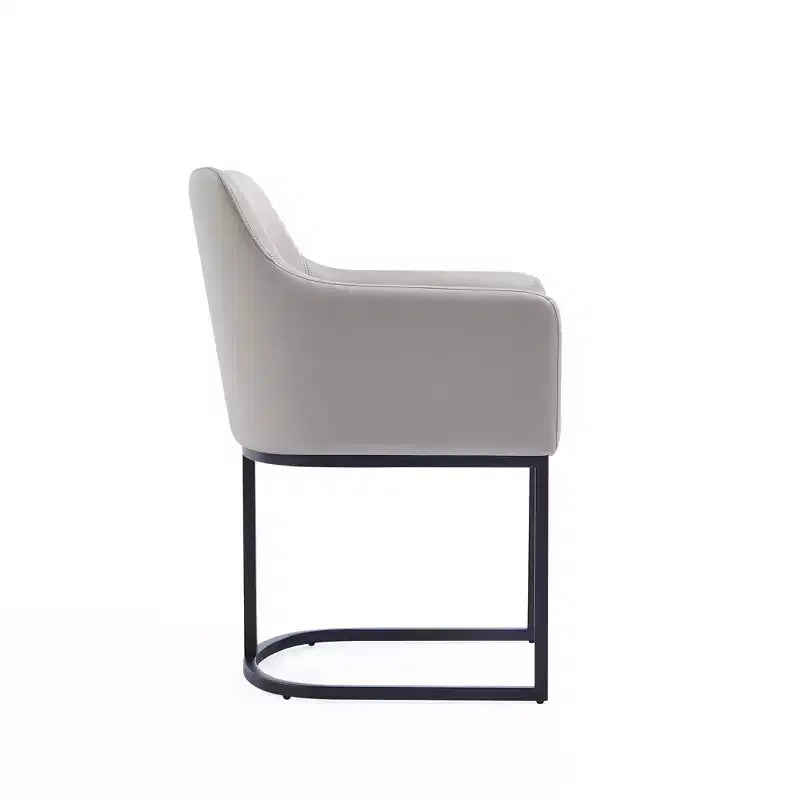 Lot de 2 fauteuils de salle à manger Serena Modern en similicuir – Manhattan Comfort