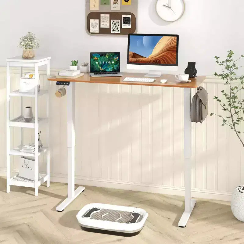 Bureau électrique debout Costway 55 x 24 avec 3 réglages de hauteur mémorisables et 2 crochets marron/naturel/blanc