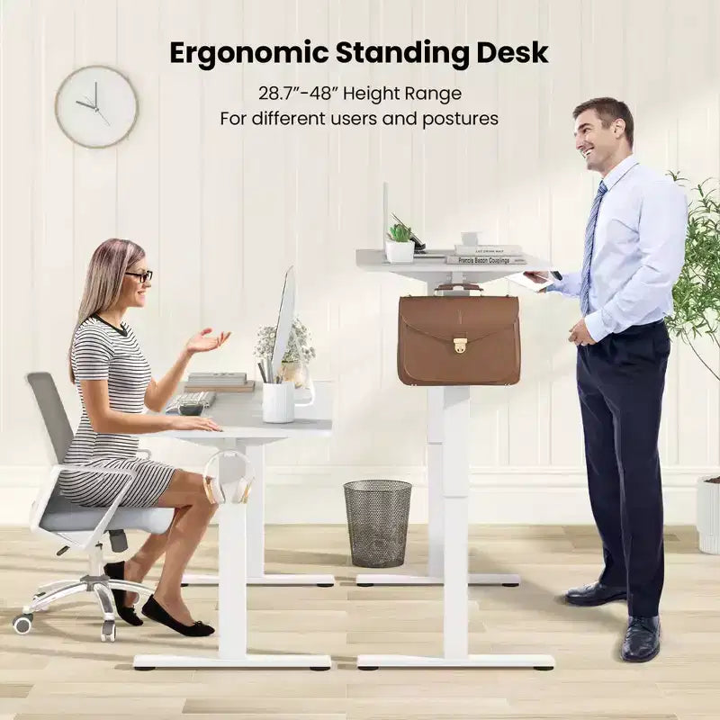 Bureau électrique debout Costway 55 x 24 avec 3 réglages de hauteur mémorisables et 2 crochets marron/naturel/blanc