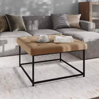 Pouf carré Emma et Oliver de 76 cm en similicuir capitonné avec structure en fer robuste