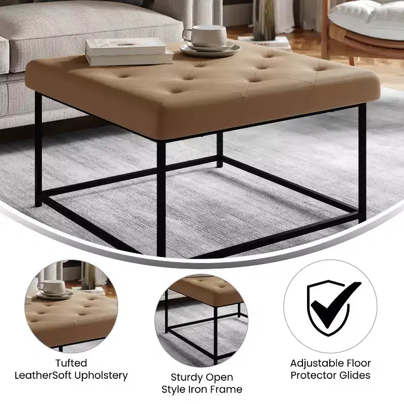 Pouf carré Emma et Oliver de 76 cm en similicuir capitonné avec structure en fer robuste