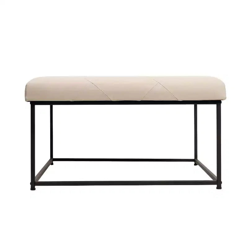 Pouf carré Emma et Oliver de 76 cm en similicuir capitonné avec structure en fer robuste