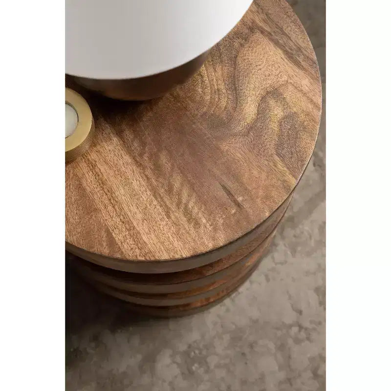 Table d'appoint ronde Omar par Kate and Laurel