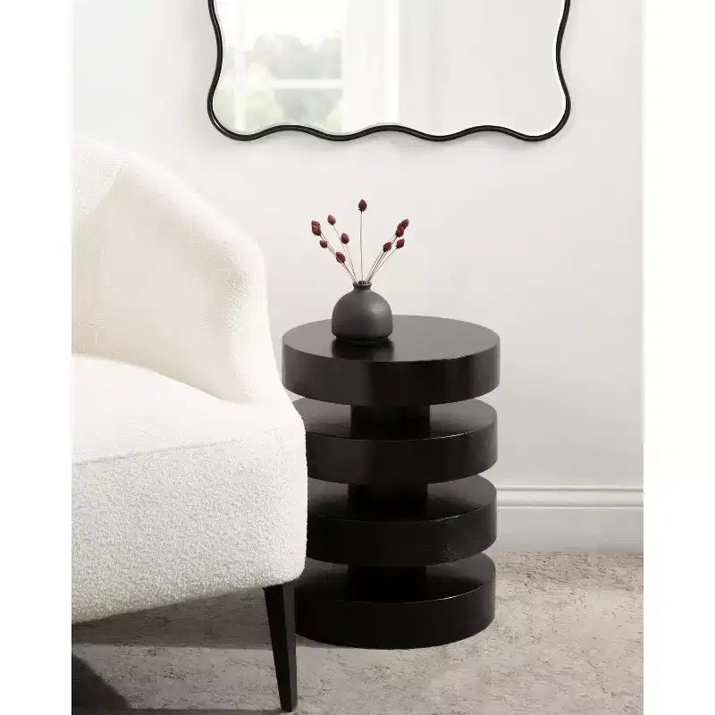 Table d'appoint ronde Omar par Kate and Laurel