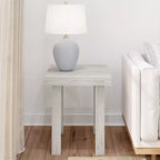 Table d'appoint carrée classique en bois massif Plank+Beam, table de canapé de 50,8 cm pour le salon, bout de canapé