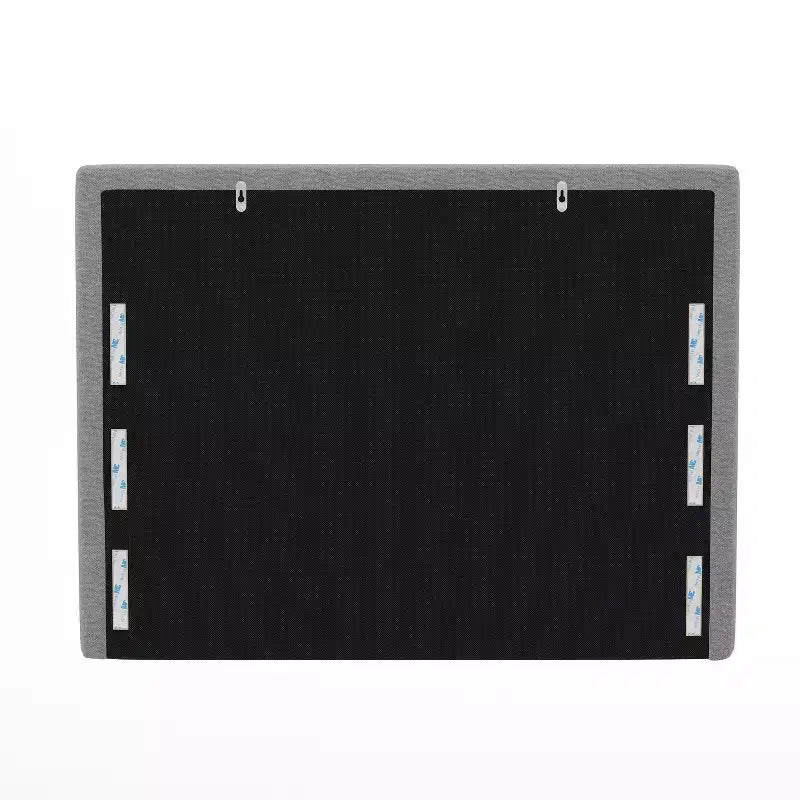 Tête de lit Hugo de Flash Furniture avec 2 prises de courant, 1 port USB et 1 port USB-C, revêtement en similicuir et deux options de fixation