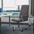 Chaise de bureau haute à dossier réglable LeisureMod Evander Rembourrage en cuir avec pivot, inclinaison et base chromée, chaise de bureau ergonomique pour bureau à domicile