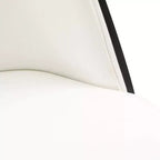 LeisureMod Tule – Lot de 2 chaises de salle à manger modernes avec assise en similicuir, velours ou daim et structure en acier blanc – Cuisine, salle à manger, maison, café, sièges