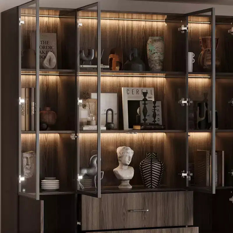 Meuble vitrine Famapy en bois marron avec portes vitrées et lumières LED