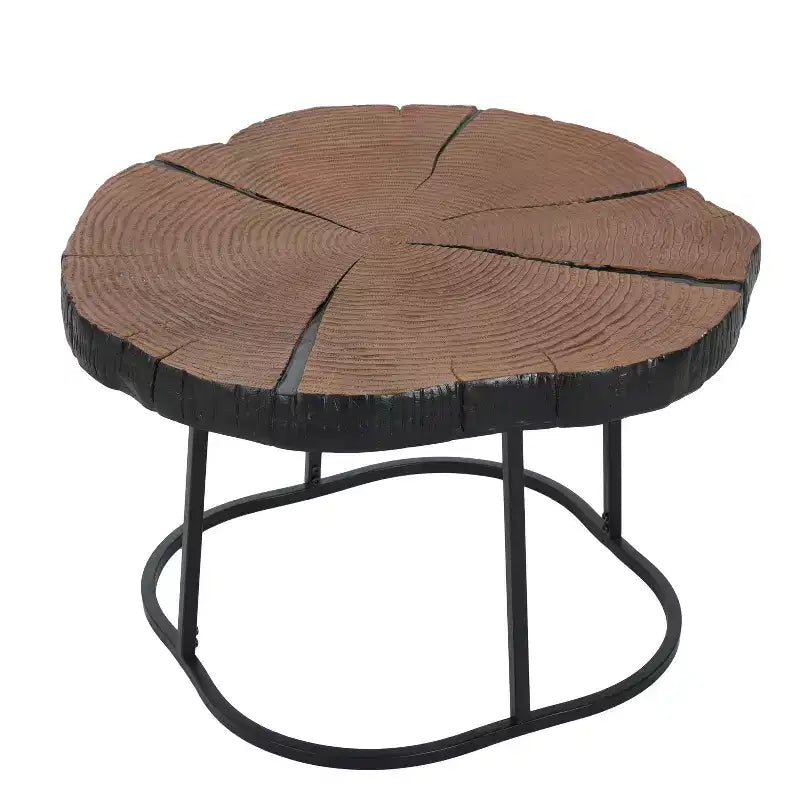 Table basse Modern Retro avec pieds en métal, plateau en bois massif avec motifs sculptés - ModernLuxe