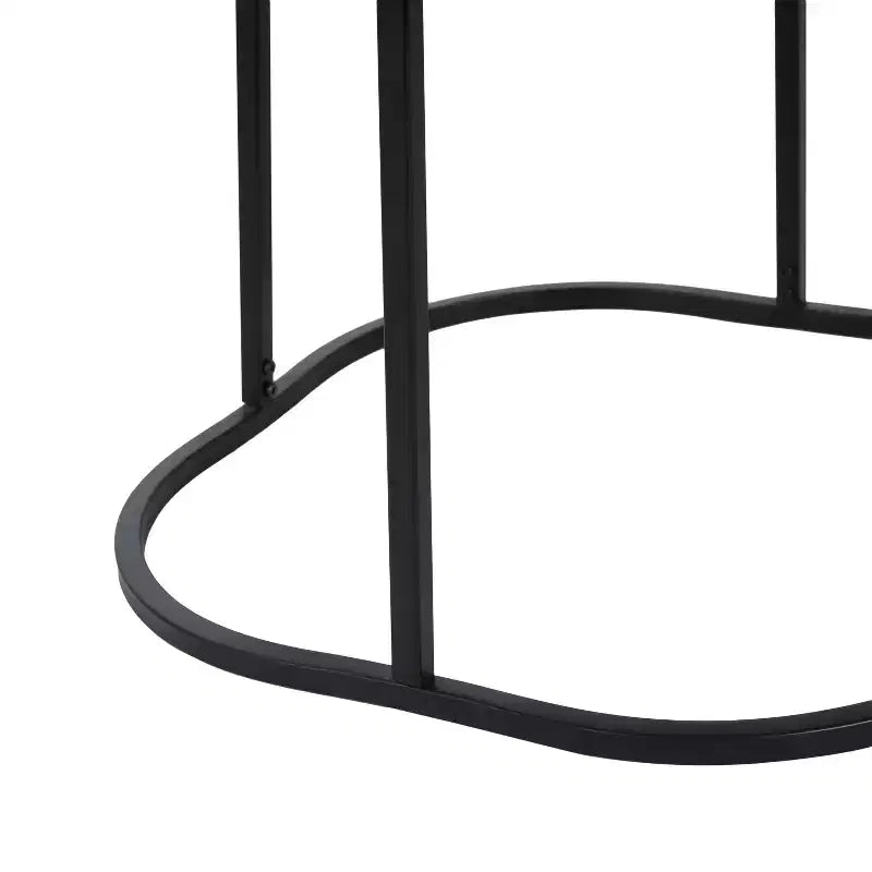 Table basse Modern Retro avec pieds en métal, plateau en bois massif avec motifs sculptés - ModernLuxe
