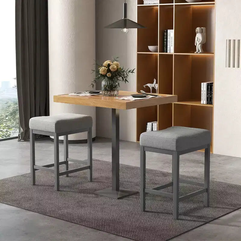 Costway Lot de 4 tabourets de bar 62 cm avec cadre en bois d'hévéa massif, repose-pieds ergonomique, cuisine, blanc/gris