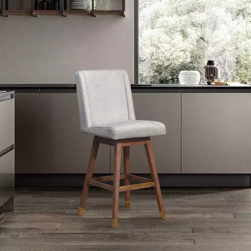 Tabouret de bar pivotant à hauteur de comptoir Stancoste Armen Living en bois et tissu