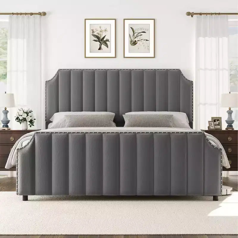 Cadre de lit plateforme Whizmax avec tête de lit de 50,2 po, recouverte de velours avec tête de lit capitonnée à rayures verticales, pas besoin de sommier tapissier