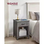 VASAGLE Table de Chevet de Ferme avec Station de Recharge, Table de Nuit avec Tiroir pour Chambre