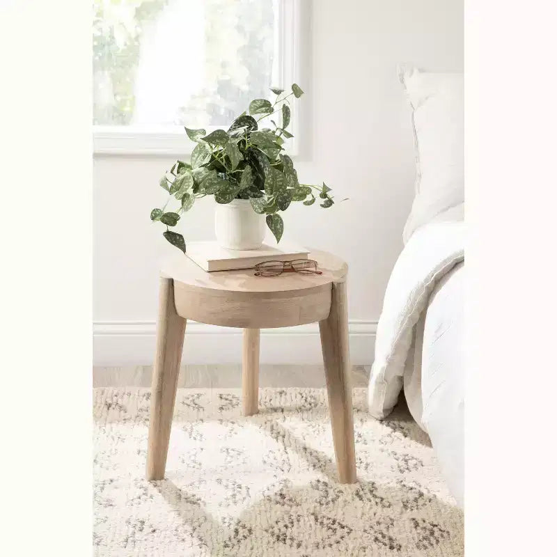 Table d'appoint en bois Vola de Kate et Laurel, 17x17x18, Naturel