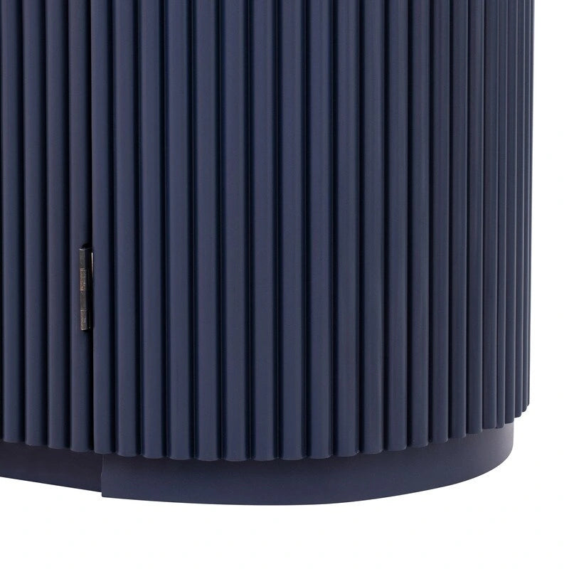 Meuble de rangement à 4 portes de 63 W avec poignées métalliques