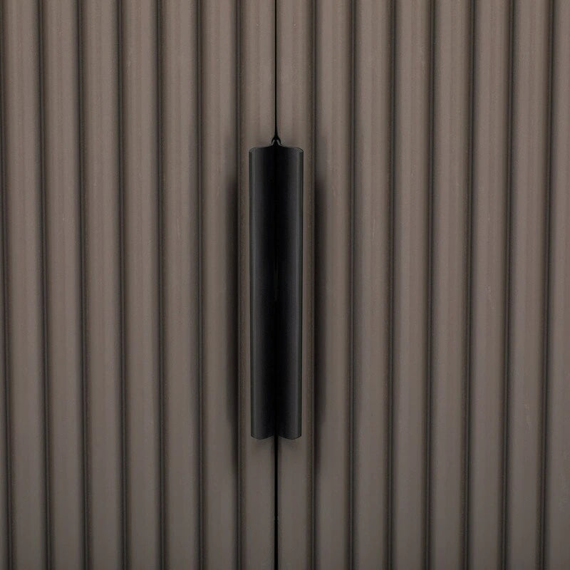 Meuble de rangement à 4 portes de 63 W avec poignées métalliques