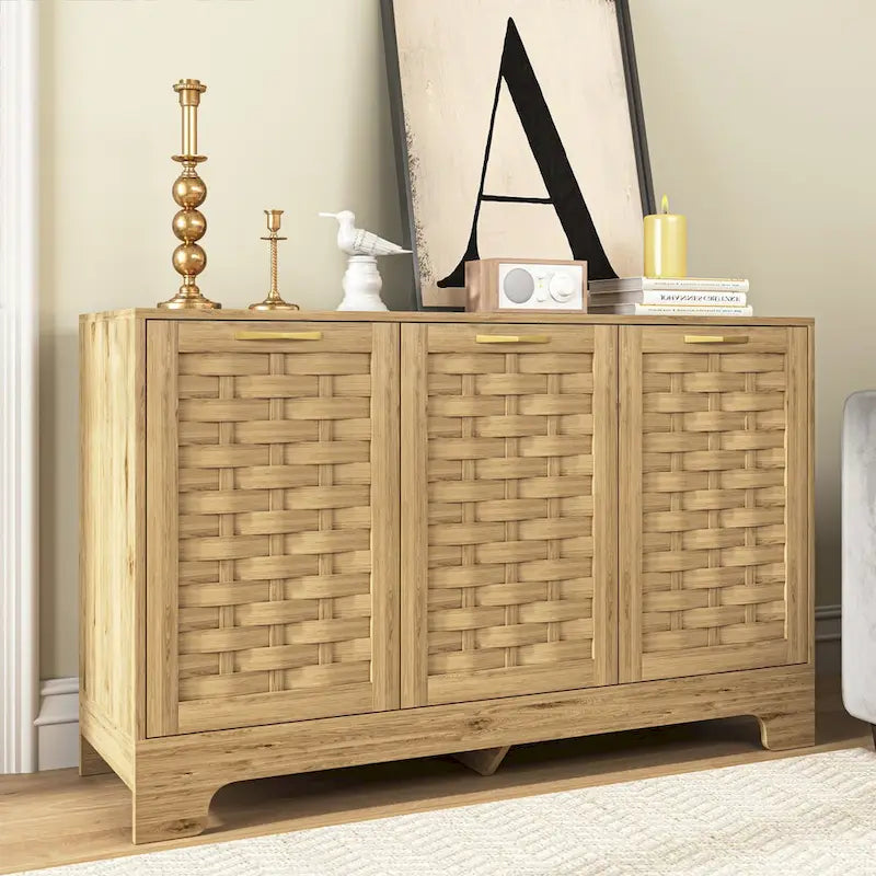 Meuble bas en bois avec étagère réglable