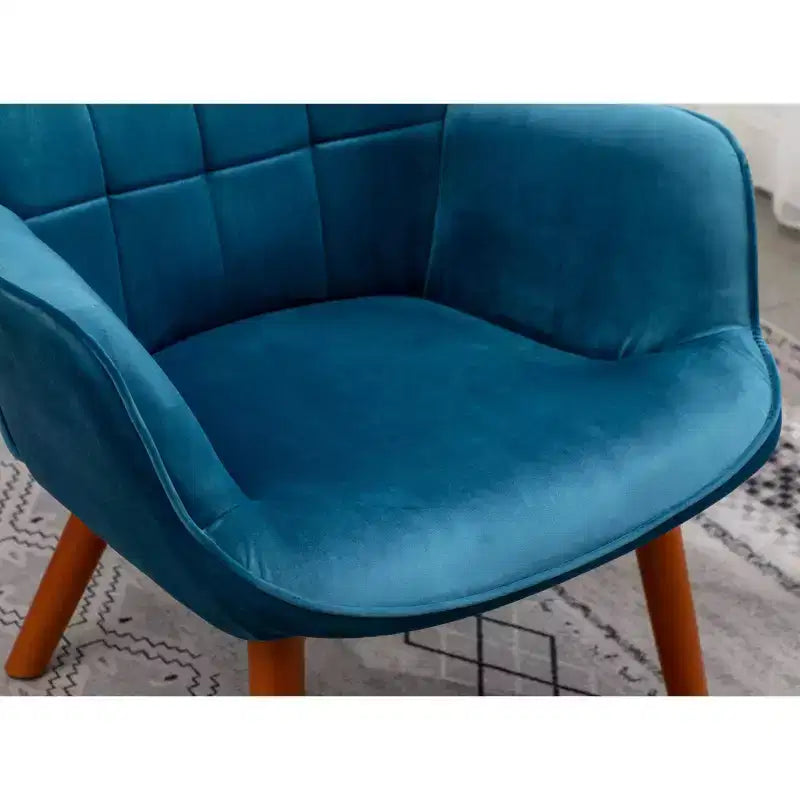 Fauteuil d'appoint contemporain en velours soyeux touffeté Leiria de Roundhill Furniture avec pouf, bleu