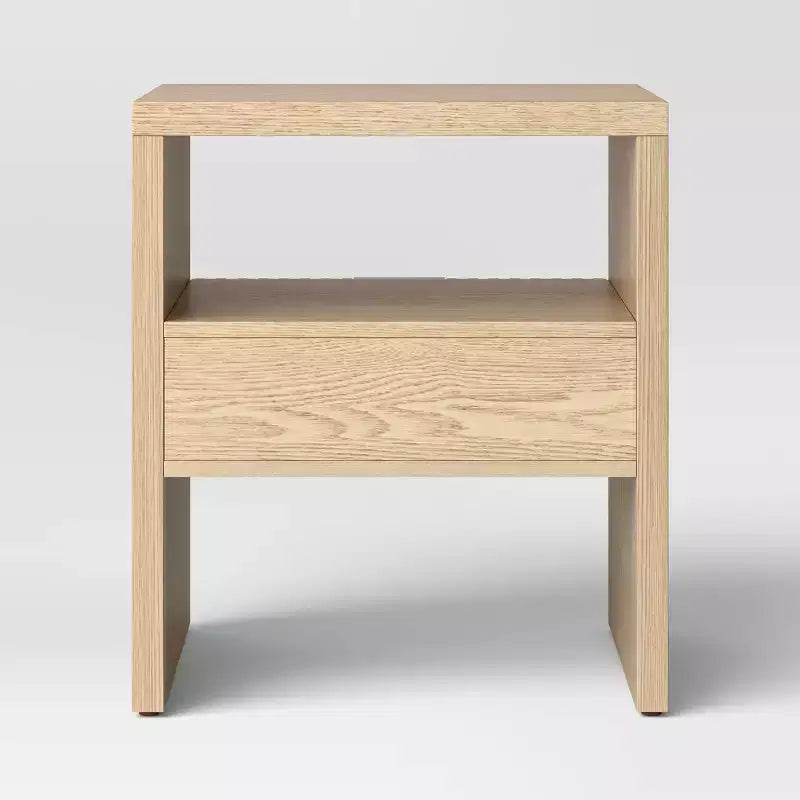 Table d'appoint rainurée avec étagère en bois naturel - Threshold