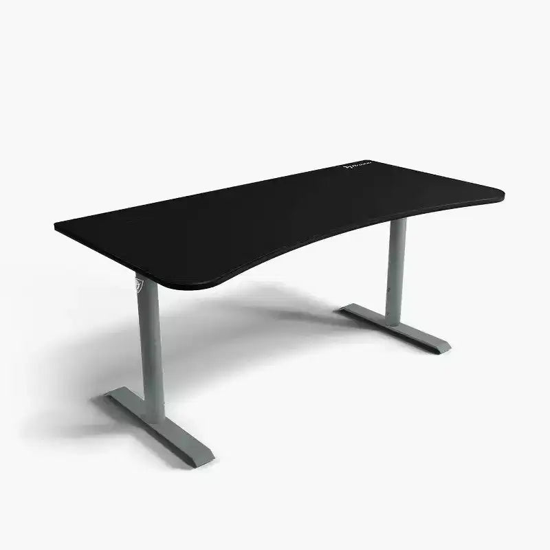 Bureau de jeu et de bureau incurvé ultra-large Arozzi Arena avec tapis de souris lavable et 3 découpes personnalisées pour support d'écran avec gestion des câbles
