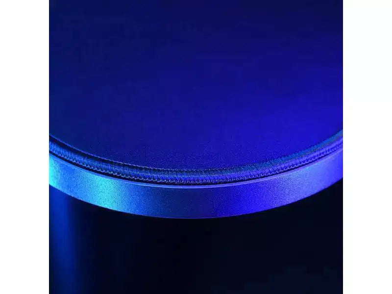 Bureau de jeu et de bureau incurvé ultra-large Arozzi Arena avec tapis de souris lavable et 3 découpes personnalisées pour support d'écran avec gestion des câbles
