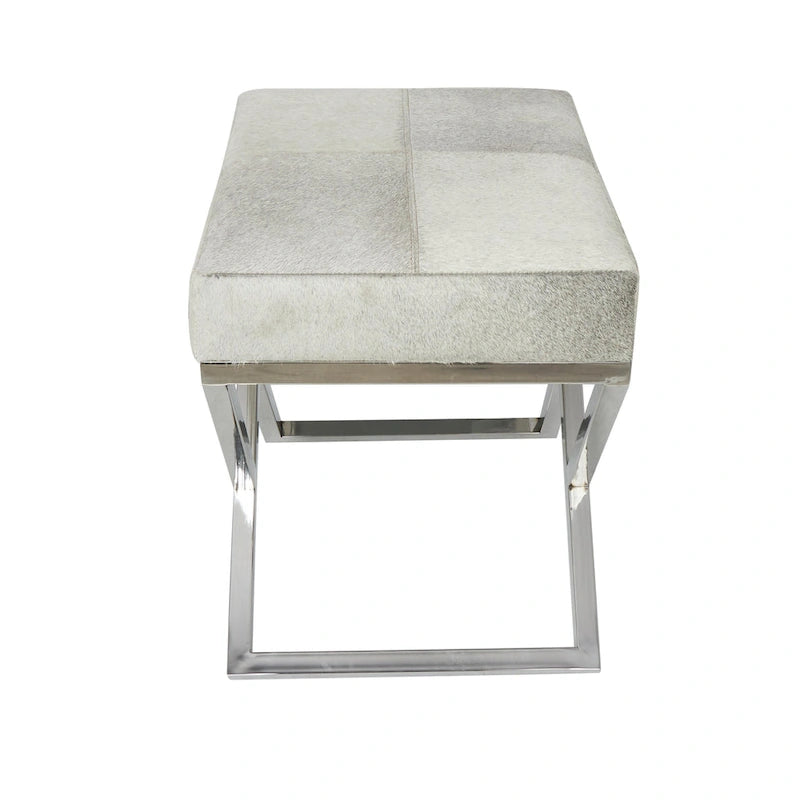 Banc d'intérieur géométrique en cuir avec base métallique argentée inclinée - Gris clair