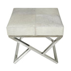 Banc d'intérieur géométrique en cuir avec base métallique argentée inclinée - Gris clair