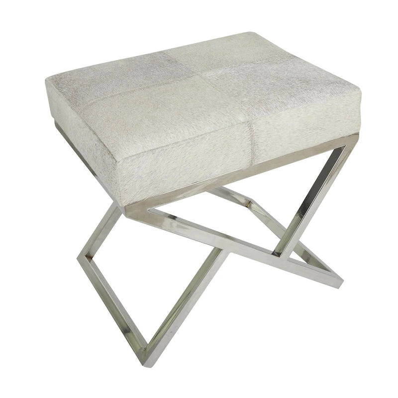 Banc d'intérieur géométrique en cuir avec base métallique argentée inclinée - Gris clair