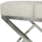 Banc d'intérieur géométrique en cuir avec base métallique argentée inclinée - Gris clair